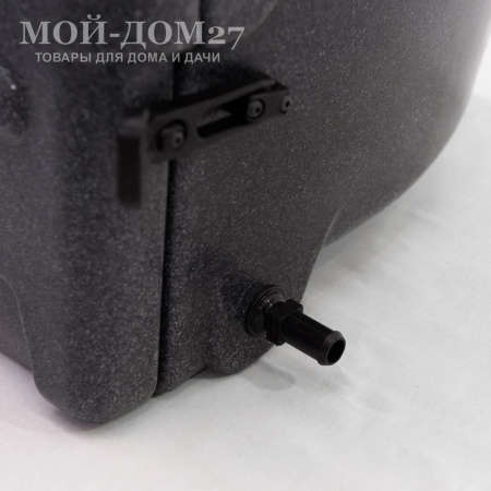 Компостный туалет Rostok 230 (черный гранит) | Мой-Дом27 | Стационарный компостный биотуалет цвета черный гранит емкостью накопительного бака 230 л. Этого хватит на весь дачный сезон.
Особенность является удобное опорожнение через дверцу снаружи помещения. Уборные отходы после полного цикла компостирования представляют собой ценное удобрение для почвы.